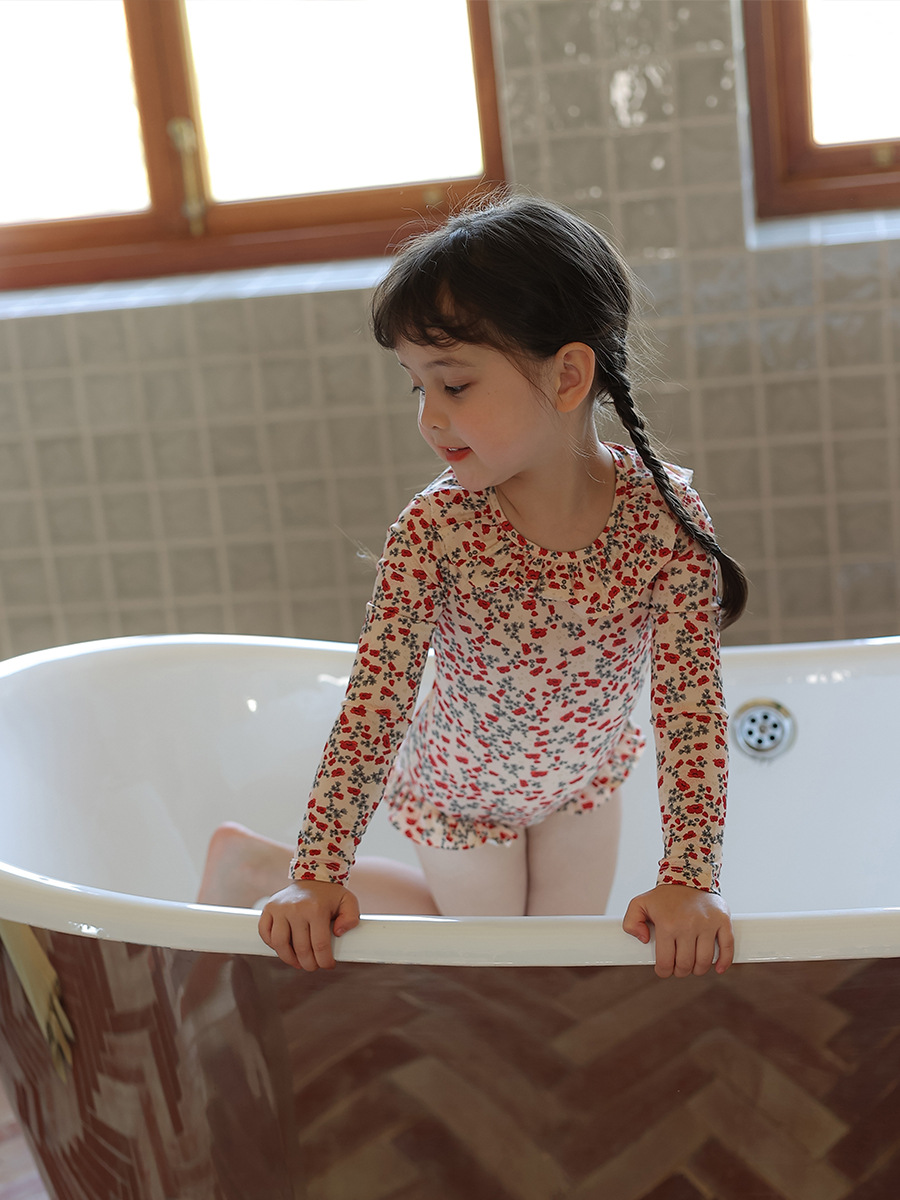 Kids swimwear